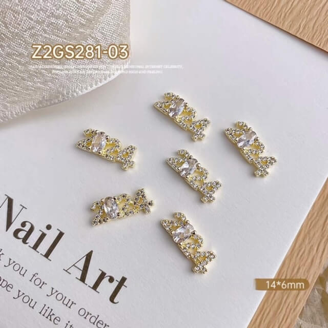 Nail Charm Art 3D Gold Number 2024 Rhinestone 5pcs/bag - Premier Nail Supply