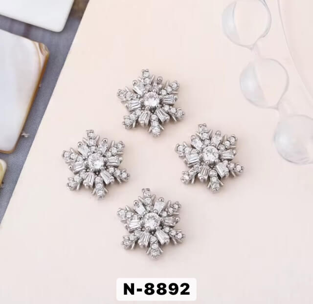Nail Charm Silver Snowflake with Rhinestone 2pcs/Bag
