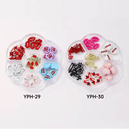 Nail Charm Valentine 3D Hearts 7Grits/Box