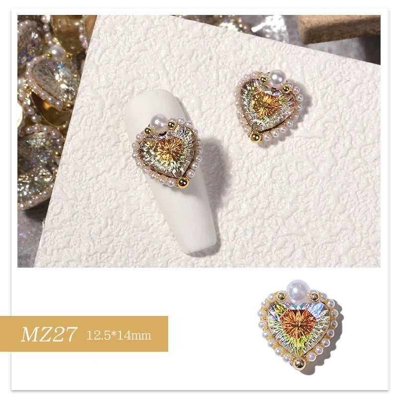 Diamond Heart Rhinestone MZ27 - Premier Nail Supply