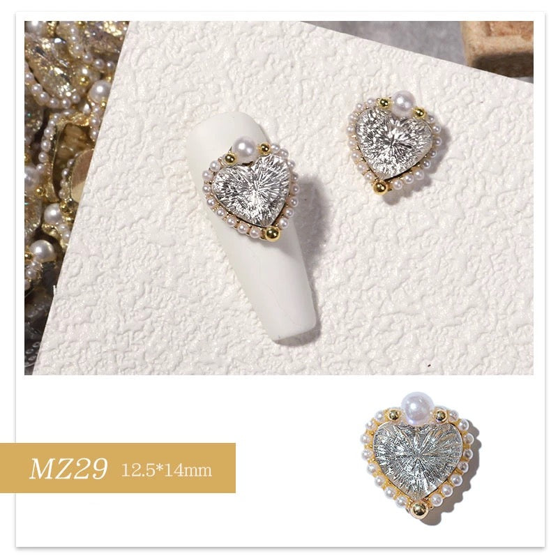 Diamond Heart Rhinestone MZ29 - Premier Nail Supply