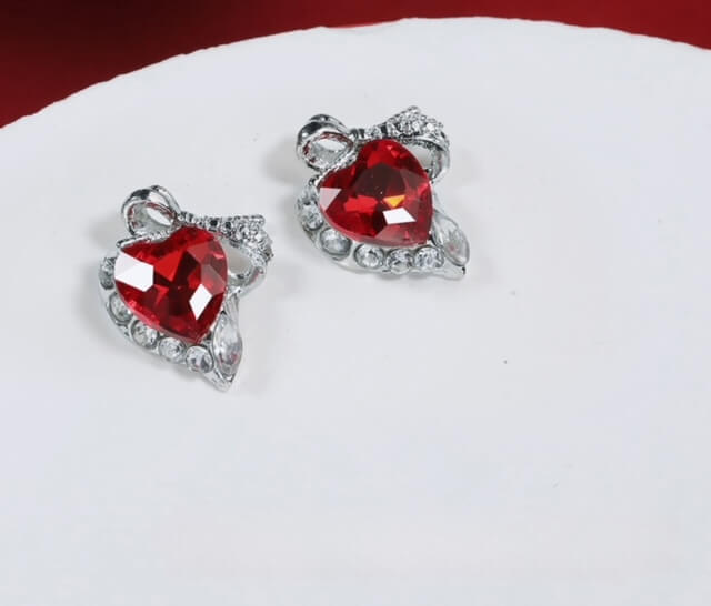 Nail Charm Red Heart with Bow Tie Diamond 2Pcs/bag - Premier Nail Supply 