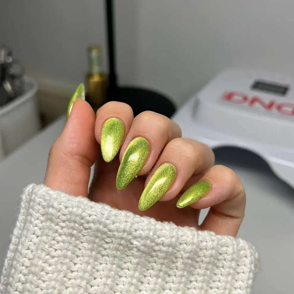 DND-DIVA 9D Cat Eye Candy #15 - Lemon Whiskers