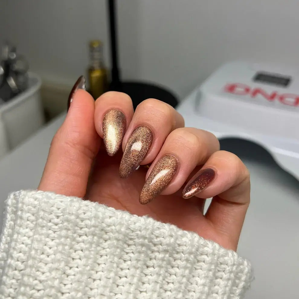 DND-DIVA 9D Cat Eye Candy #18 - Toffee Crisp