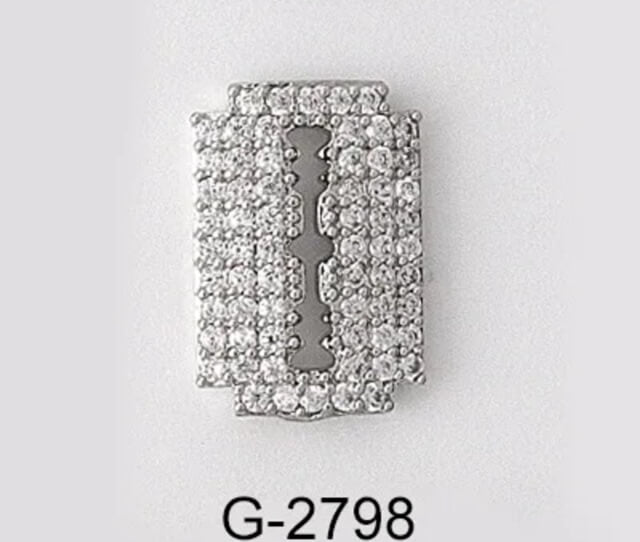 Nail Charm Razor Blade with Rhinestone 2pcs/Bag